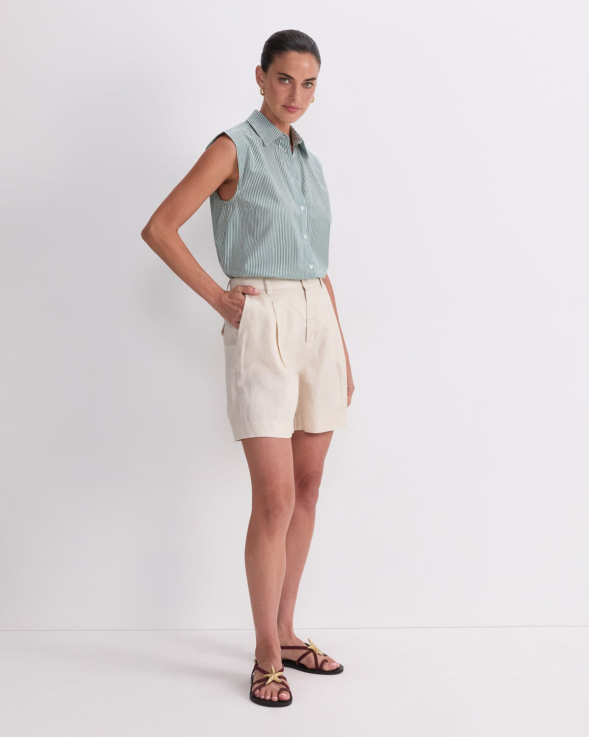 Jamie Linen Pleat Short