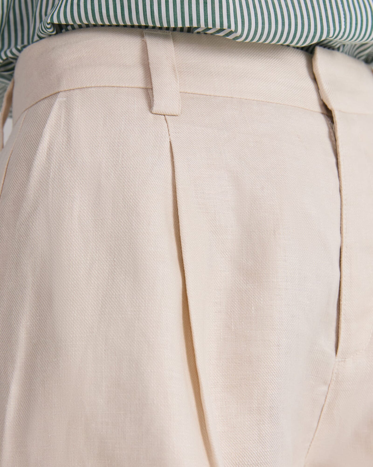 Jamie Linen Pleat Short