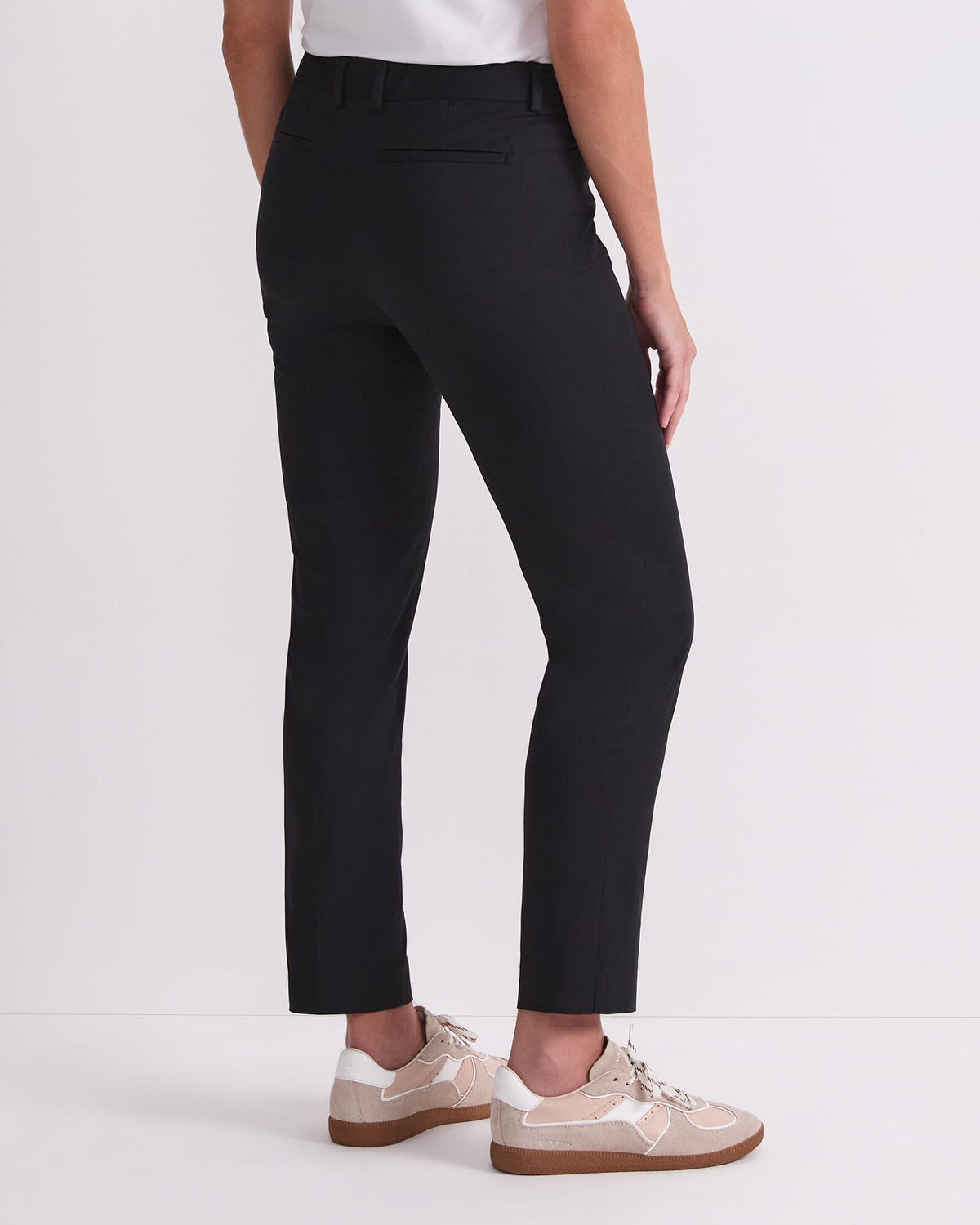 Evie Capri Pant