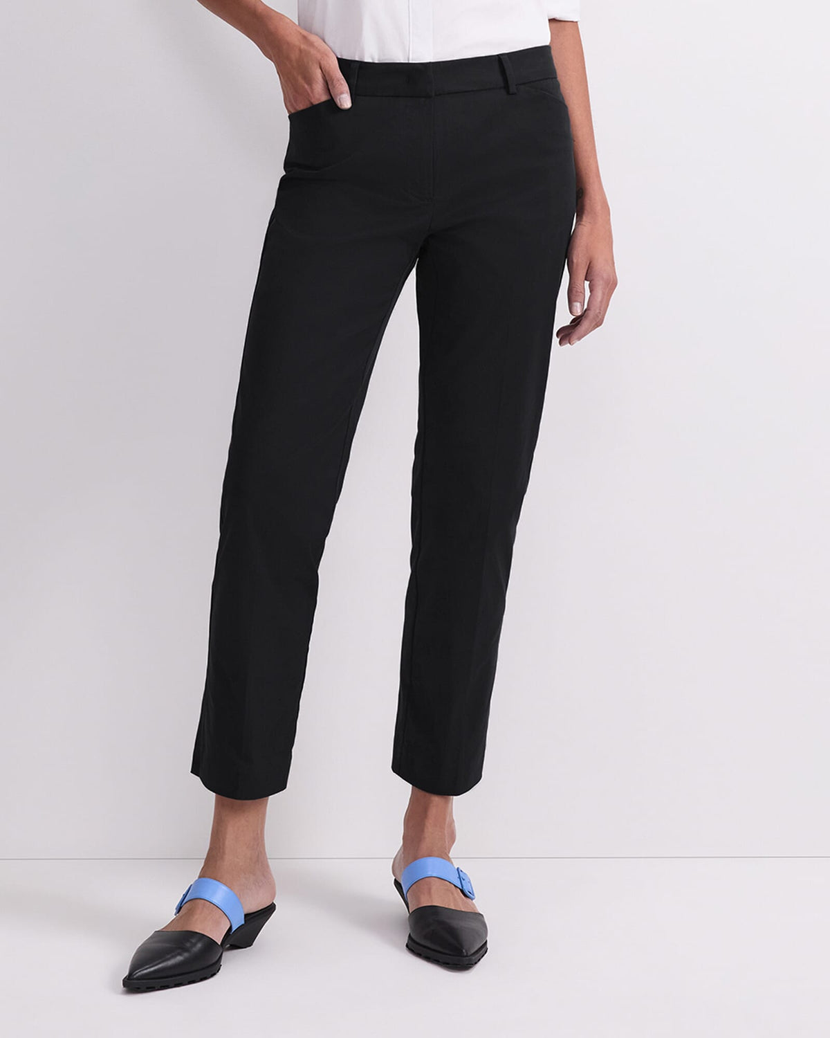 Evie Straight Capri