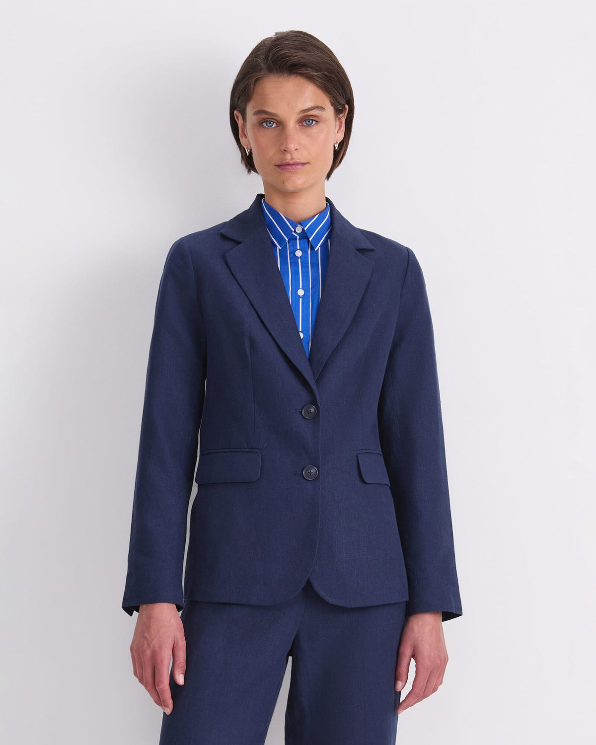 Freya Short Linen Blazer