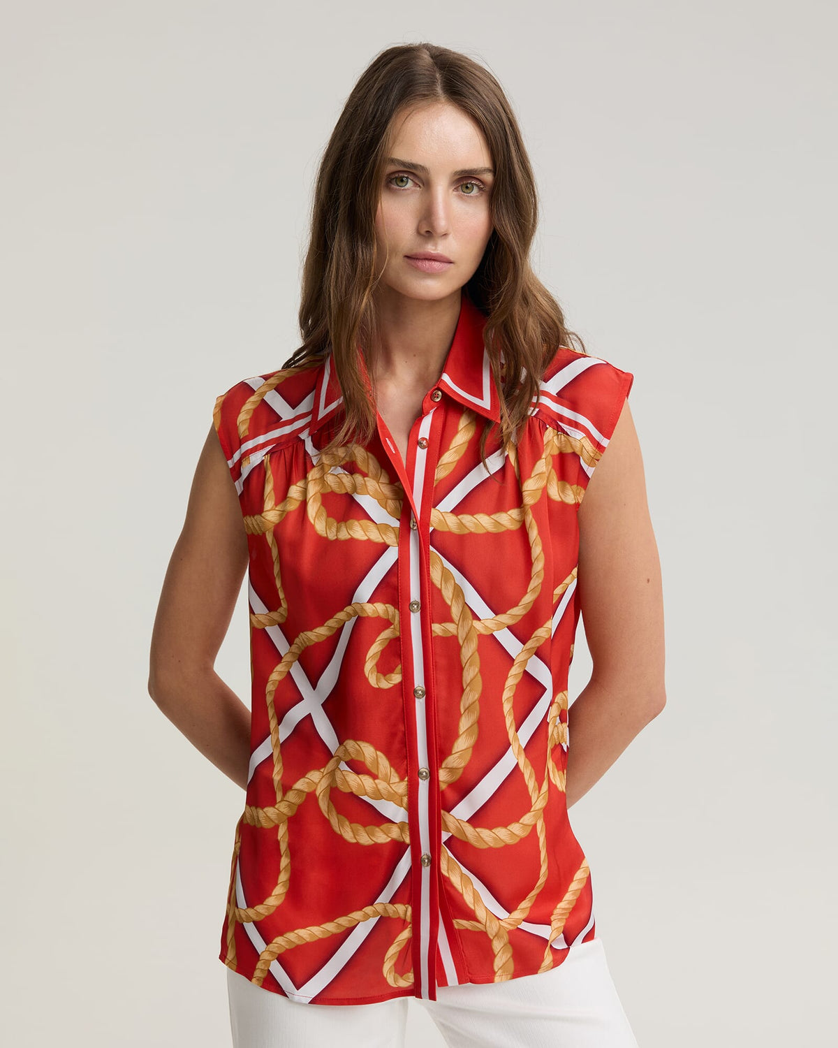 Clove Print Sleeveless Shirt